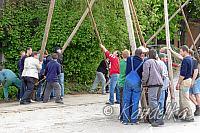 2011-05-01 maibaum-aufstellen 2011 01 05 2011 17 04 05 c