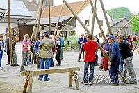 2011-05-01 maibaum-aufstellen 2011 01 05 2011 17 40 15 b