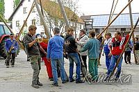 2011-05-01 maibaum-aufstellen 2011 01 05 2011 17 41 13 b