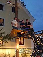2012-05-01 maibaum-aufstellen 2012 01 05 2012 21 03 32 q