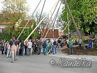 2014-04-17 maibaum-aufstellen 2014 17 04 2014 17 52 43 c