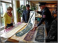ffw-abholen der fahne 11 04 2014 16 31 02 f 900