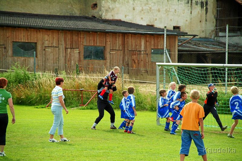 fussball-abschlussfeier-nlb-e+f-jugend_12.jpg - Fussball-Abschlussfeier NL E+F-Jugend