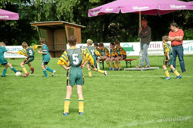 fussballturniere-in-rottenegg-und-geroldshausen_03.jpg - Fußballturniere in Rottenegg und Geroldshausen