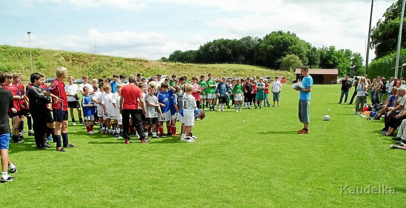 fussballturniere-in-rottenegg-und-geroldshausen_20.jpg - Fußballturniere in Rottenegg und Geroldshausen