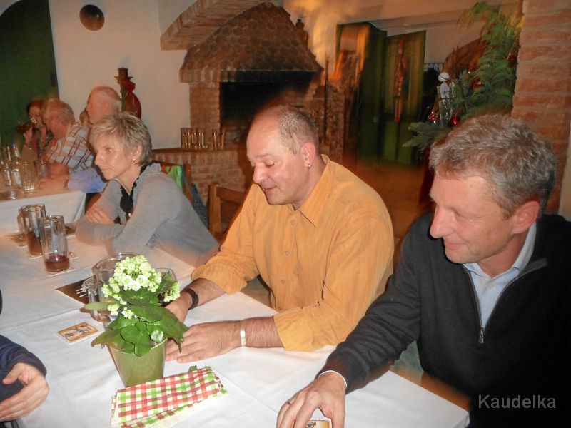 30-jaehriges_jahrgangstreffen_rsg_18.11.2012_43.jpg - 30-jÃ€hriges Jahrgangstreffen der Abschlussklasse 1982 Realschule Geisenfeld