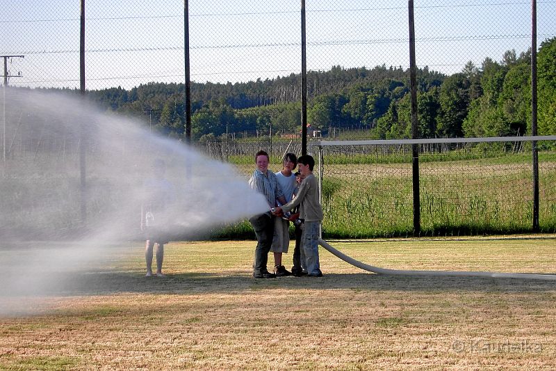 10_Bolzplatz-sprengen_b.jpg - Bolzplatz sprengen