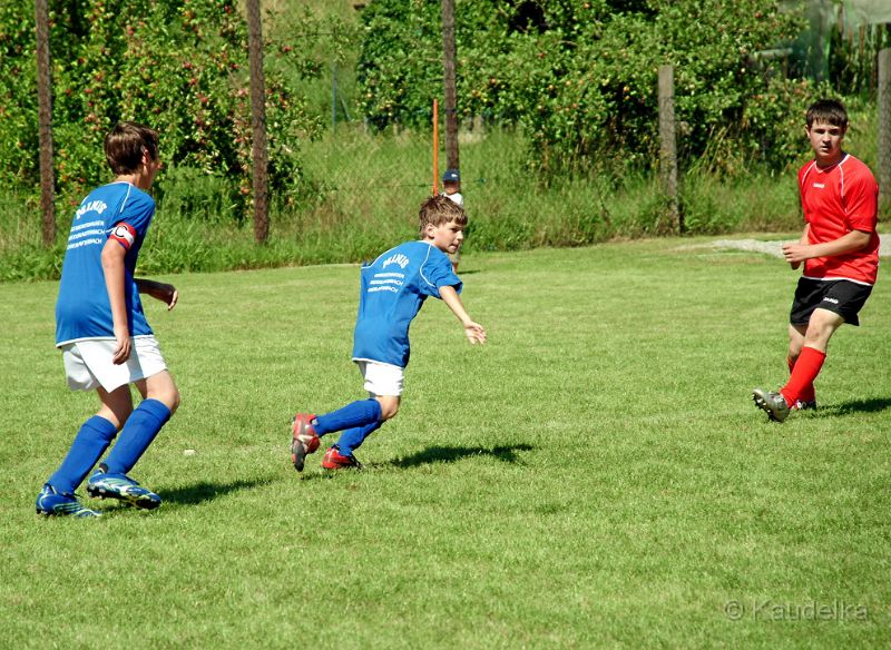 ministranten-fussballturnier-oberlauterbach_b012.jpg - Ministranten-Fussballturnier Oberlauterbach