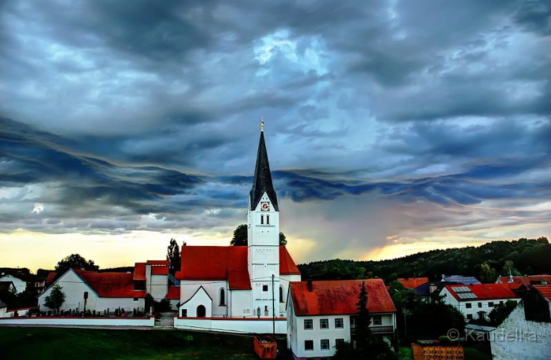 Regenschauer.jpg - Regenschauer ÃŒber Oberlauterbach